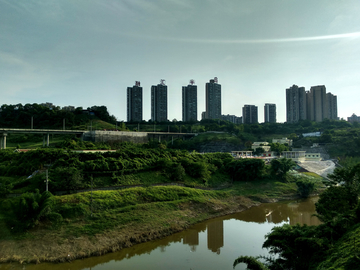 重庆巴滨路江滨风景