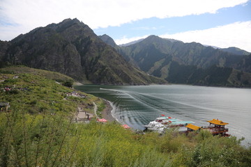 天山天池美景