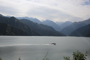 天山天池美景