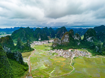 广西钟山十里画廊