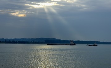 江景早晚霞