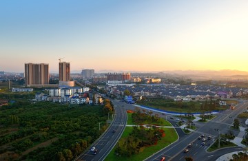 早晚霞城市建筑