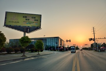 早晚霞城市建筑