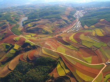 航拍东川红土地