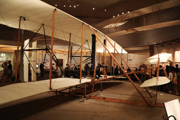 世界第一架飞机