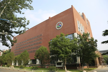 中国传媒大学