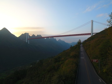 贵州安顺关岭坝陵河大桥