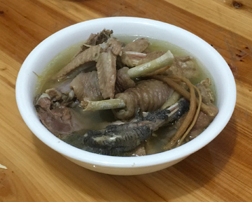 土鸡汤鸡肉