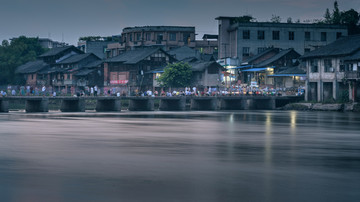 小镇古镇古桥小河夜景