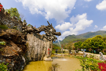 中国连州湟川三峡龙潭度假村