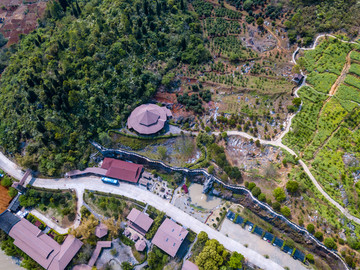 中国连州湟川三峡龙潭度假村