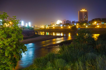 越南老街口岸夜景