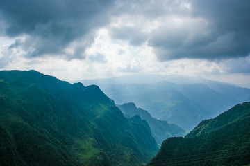 青山