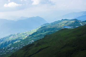 高山