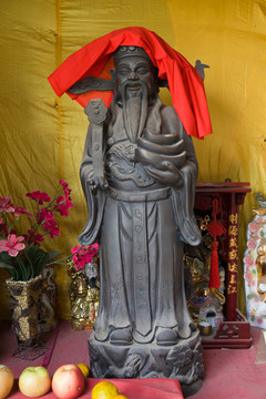 重庆磁器口宝轮寺文财神塑像