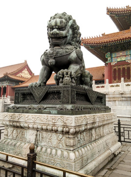 故宫石狮子雕像