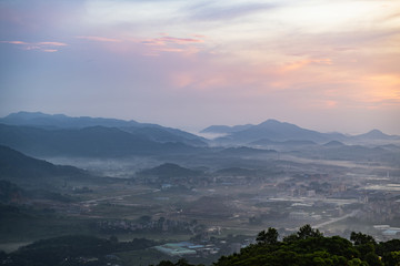 城市早晨