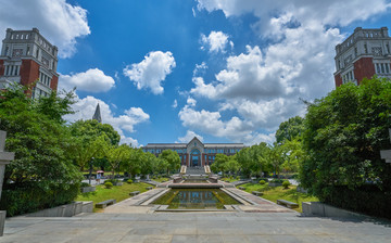 华东政法大学