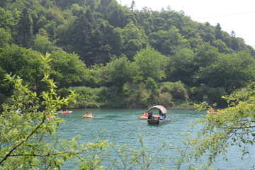 秋浦河风光