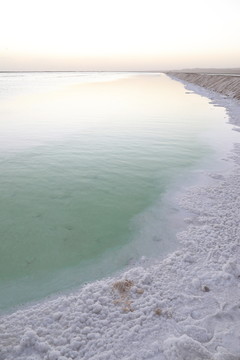 青海茫崖翡翠湖