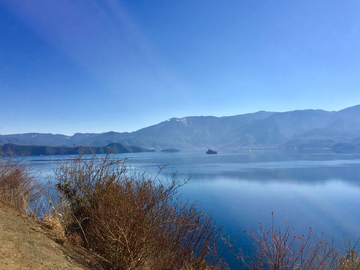 泸沽湖山水风光