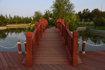 小木桥