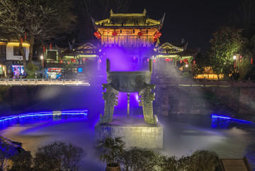 黄龙溪城楼大鼎夜景