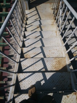 室外铁楼梯