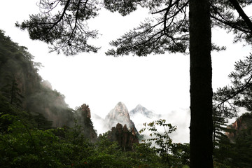 意境水墨山水画