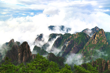 意境水墨山水画