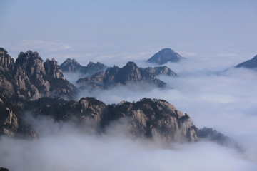 意境水墨山水画