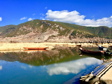 泸沽湖山水