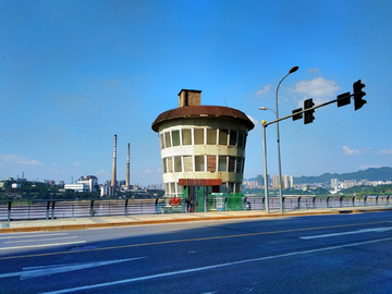 巴滨路江边风景