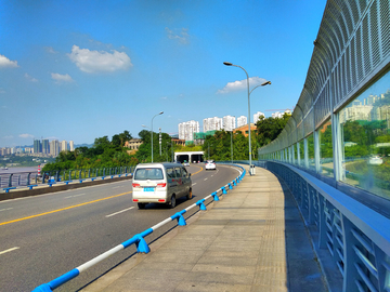 巴滨路江边风景