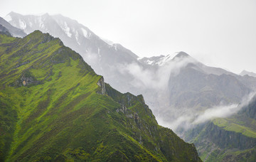 四姑娘山