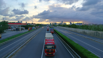 黄昏 城市 高速公路