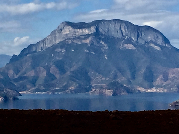 格姆神山