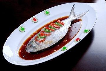 红烧长江鲥鱼