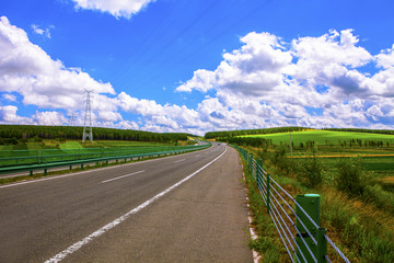 草原公路风景