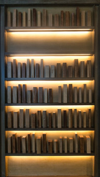 木头仿制装饰书架