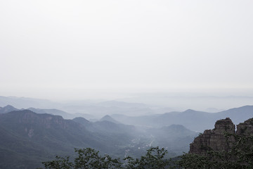 水墨山脉