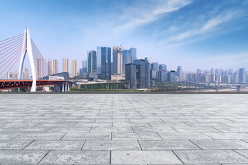 广场地砖和重庆城市建筑天际线
