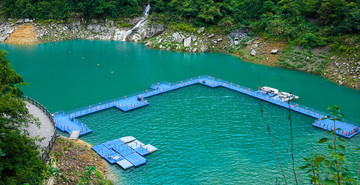 湖面栈道