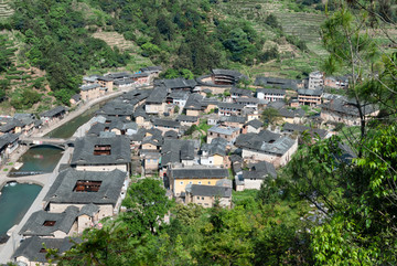 塔下村土楼群