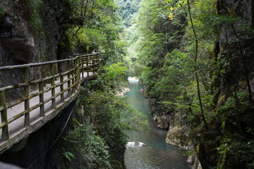 栈道与峡谷