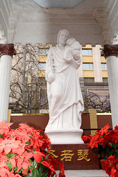 若瑟圣婴雕像