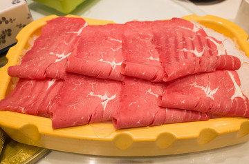 火锅食材涮牛肉