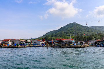 中國海南南灣猴島漁排