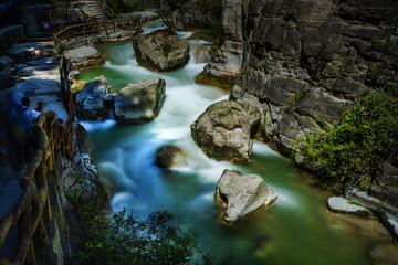 八泉峡风光