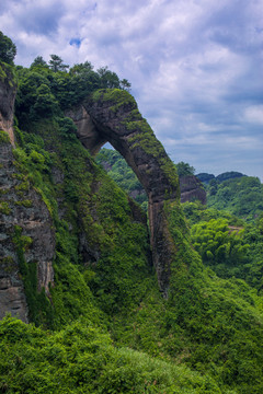 龙华山象鼻山